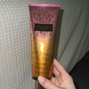 Victoria secret full bottle lotion